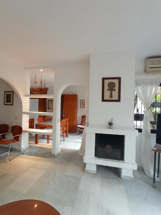 Montebello Mijas Bagian luar foto