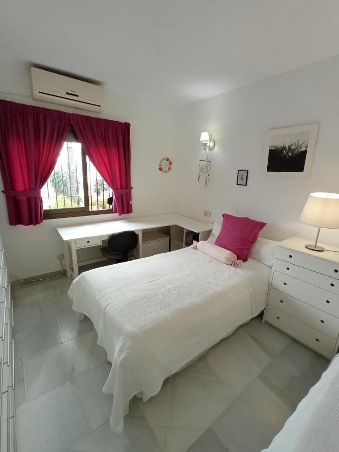 Montebello Mijas Bagian luar foto
